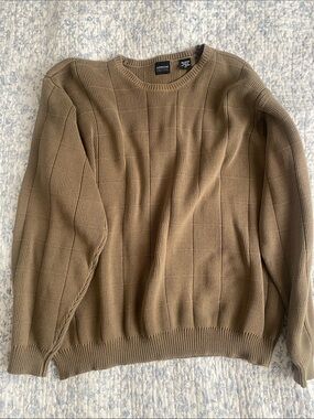 100% Cotton Arrow Men’s Crewneck Sweater in Olive Green